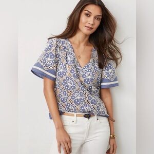 CAbi Blue and Cream Floral Lace Inspire Blouse Size Small # 844